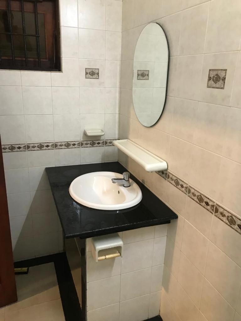 Ferienwohnung Ice Berg Dehiwala-Mount Lavinia Zimmer foto